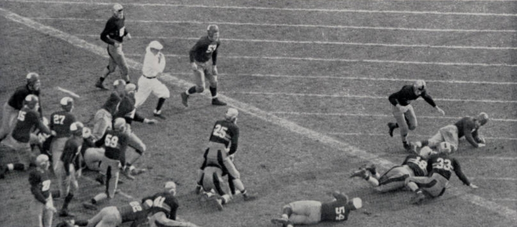 ArmyFB_1937_action-7