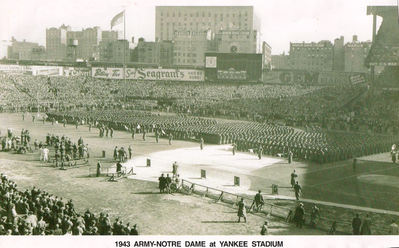 ArmyFB_1943_vsNotreDame_Yankee-stadium