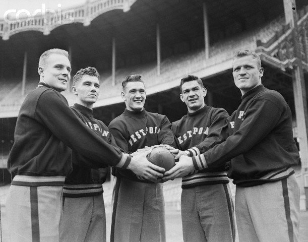 ArmyFB_1950_Stars_photo