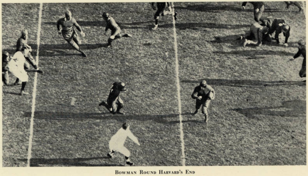 ArmyFB_1929_vsHarvard_offense