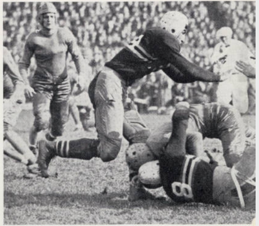 ArmyFB_1935_tackled