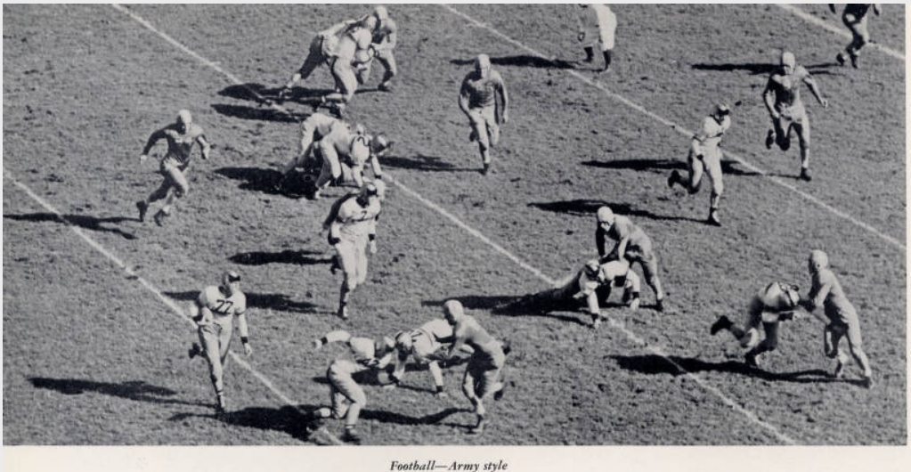 ArmyFB_1939_runwithgoodblocking