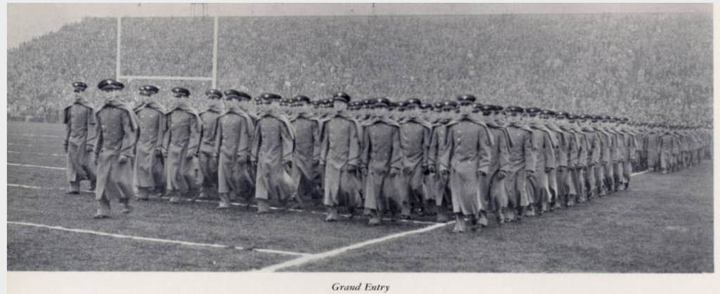 ArmyFB_1939_vsNavy_march-on