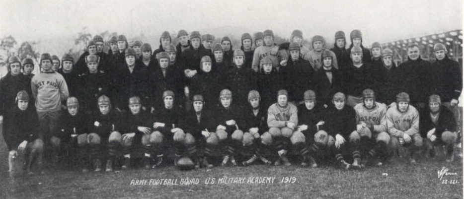 ArmyFB_1919_team_Howitzer20-2