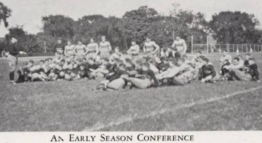 ArmyFB_1928_confer