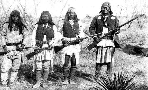 Apache Chief Geronimo (right)_and_his_warriors_in_1886