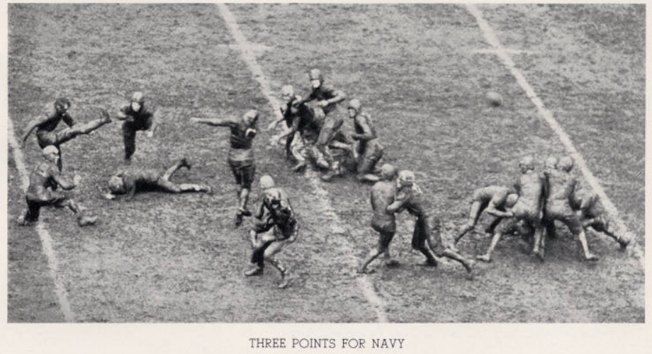 ArmyFB_1934_vsNavyandMud