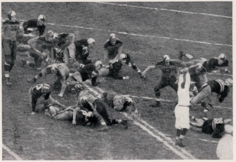 ArmyFB_1938_vsNavy_TD