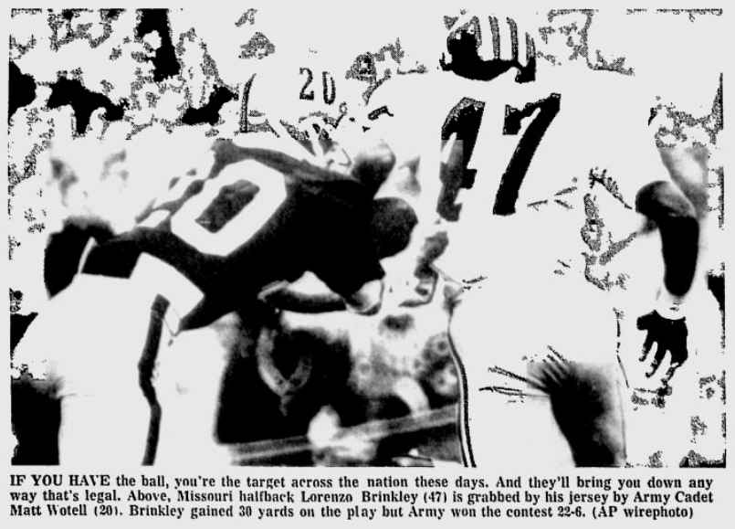 armyfb_1971_mattwotell_spokesmanreview_oct51971