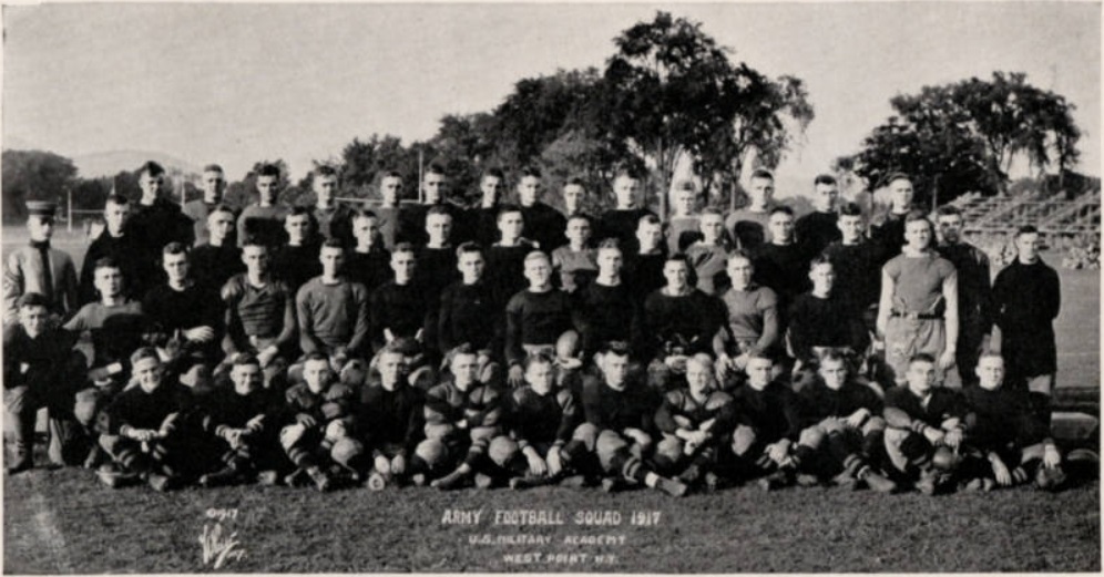 ArmyFB_1917_team_Howitzer1919