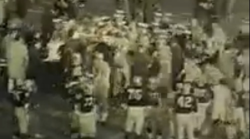ArmyFB_1963_Stichweh-Navyfilm_TDrun-4Q-greats-shake-hands